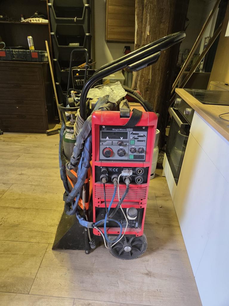 Fronius MagicWave 2600 TIG Lasapparaat, Doe-het-zelf en Verbouw, Ophalen, Gebruikt, 250 ampère of meer, Tig
