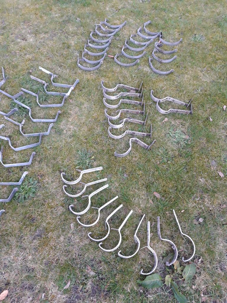 Diverse sets gootbeugels, mastgootbeugels, bakgootbeugel, Ophalen, Gebruikt, IJzer