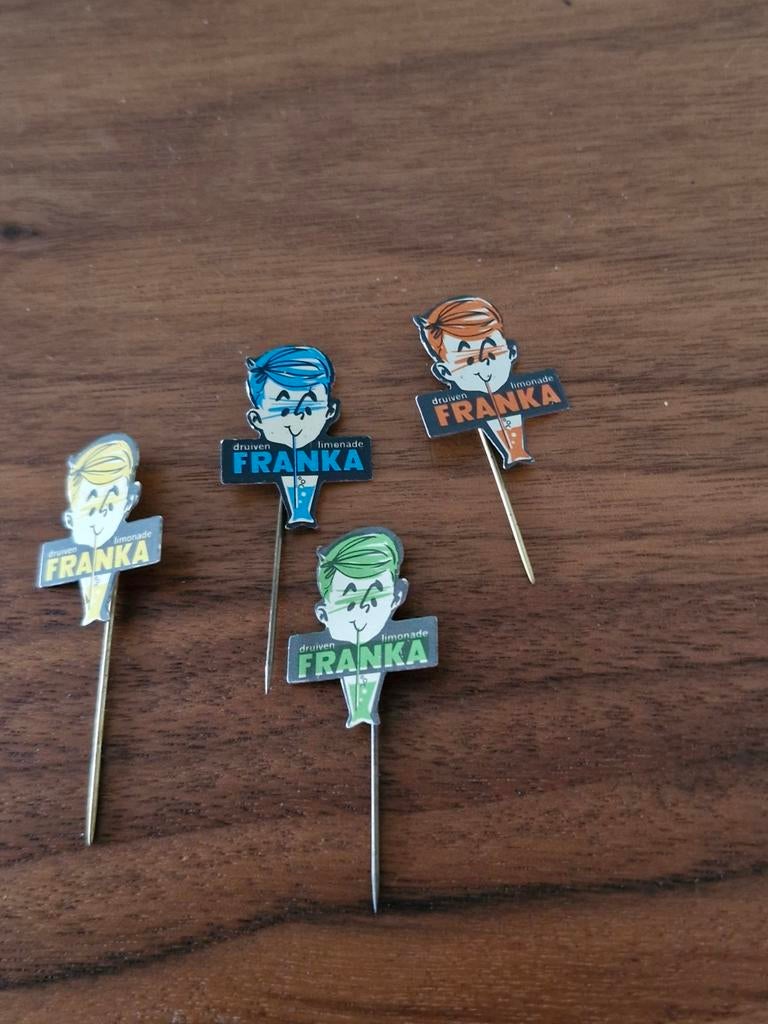474 Vintage Franka Limonade Speldjes - Set van 4, Verzamelen, Overige Verzamelen, Gebruikt, Ophalen of Verzenden