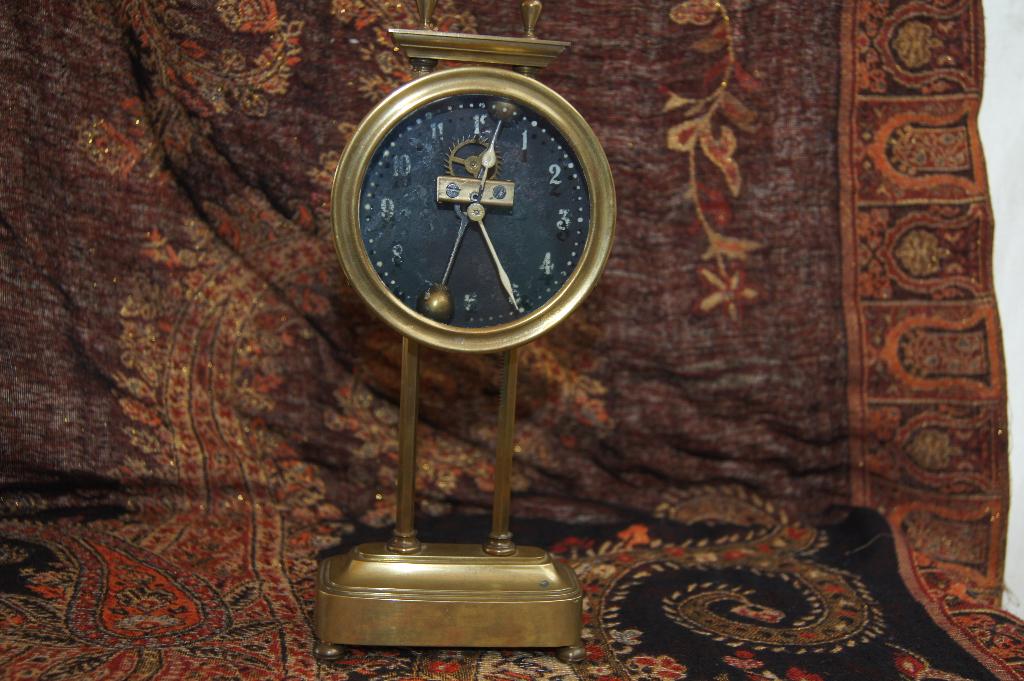 Tandrad klok, Antiek en Kunst, Antiek | Klokken, Ophalen of Verzenden