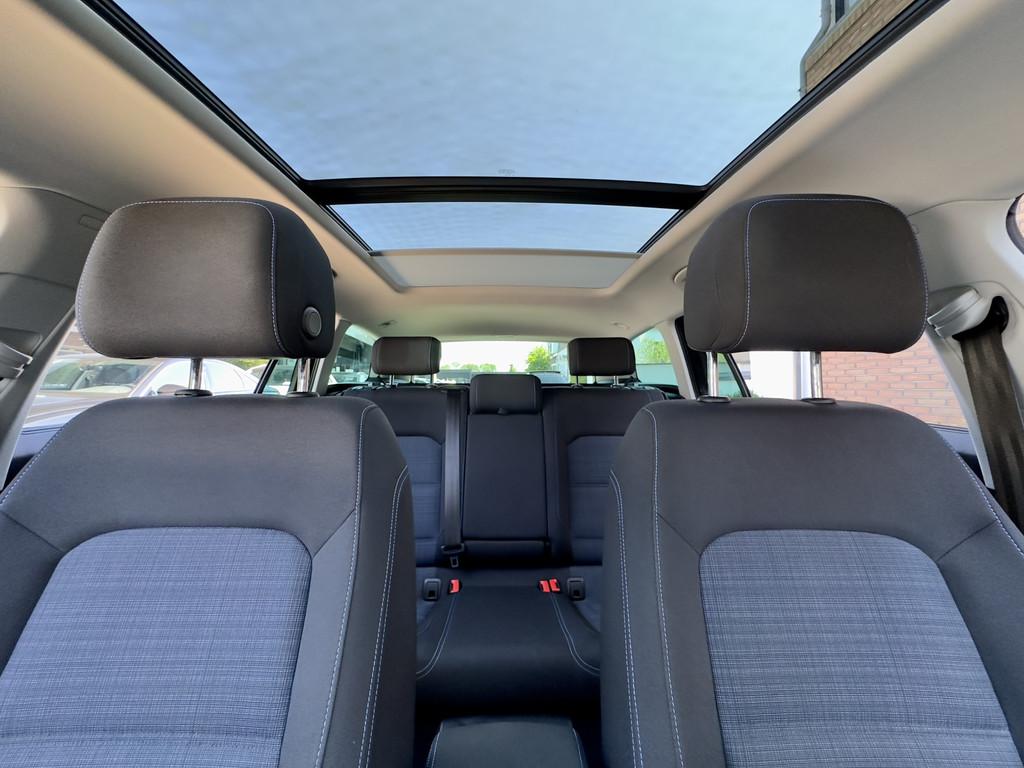 Volkswagen Passat Variant 1.4 TSI AUT7 PHEV GTE BUSINESS. PA, Gebruikt, Euro 6, 4 cilinders, Origineel Nederlands