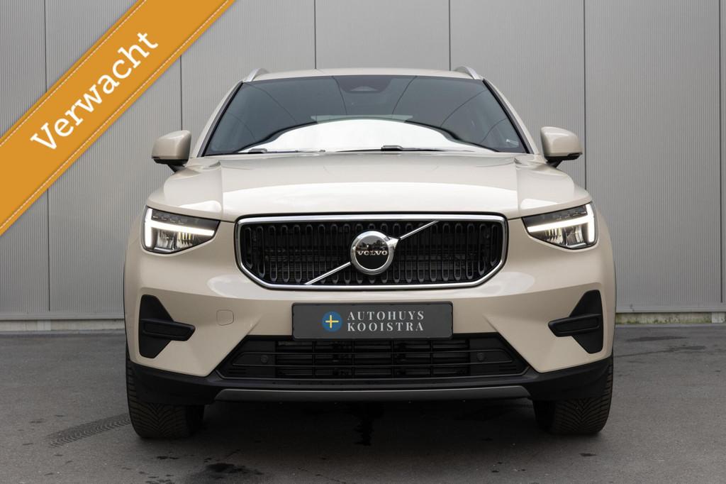 Volvo XC40 B3 Core Mild Hybrid | Keyless | LED | Camera, Gebruikt, 4 cilinders, 1969 cc, Bedrijf