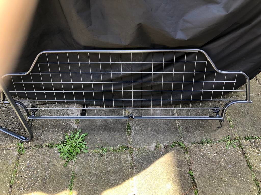 Travall hondenrek + scheidingset, Ford Focus Station 2014-18, Ophalen, Zo goed als nieuw