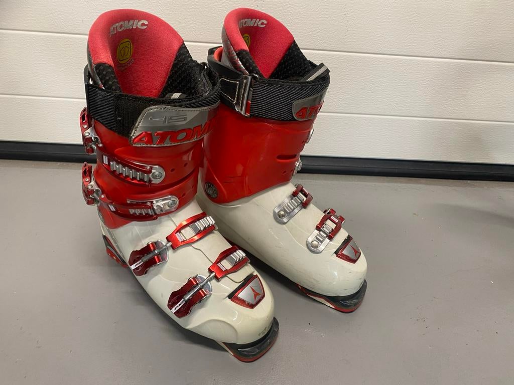 Atomic M11 Custom Pro skischoenen maat 28.5, Sport en Fitness, Skiën en Langlaufen, Ophalen, 160 tot 180 cm, Gebruikt, Schoenen