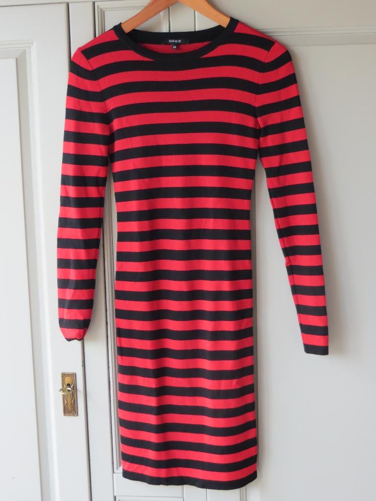 Nieuwe Jurk van het merk Nikkie maat 34 (XS), Nieuw, Ophalen of Verzenden, Nikkie, Maat 34 (XS) of kleiner