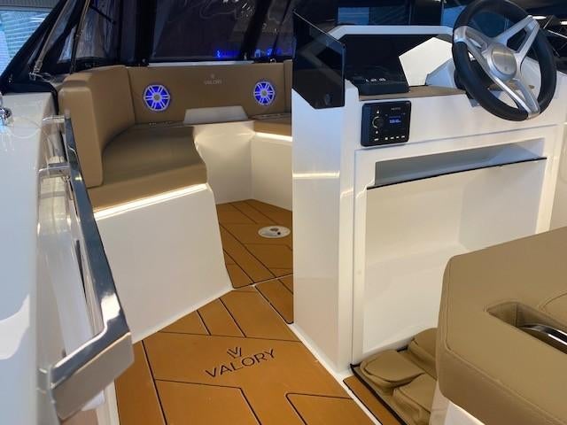 Valory 570 console boot, 70 pk of meer, Nieuw, Ophalen of Verzenden, 3 tot 6 meter