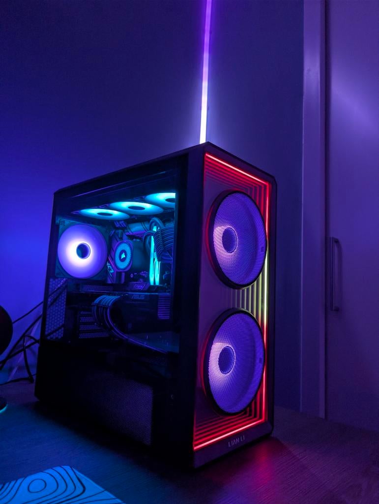 NEW GamingPC. Asus 9070XT OC | 9800x3D | 32Gb ddr5 6000, Ophalen of Verzenden, Gaming, 4 Ghz of meer, SSD