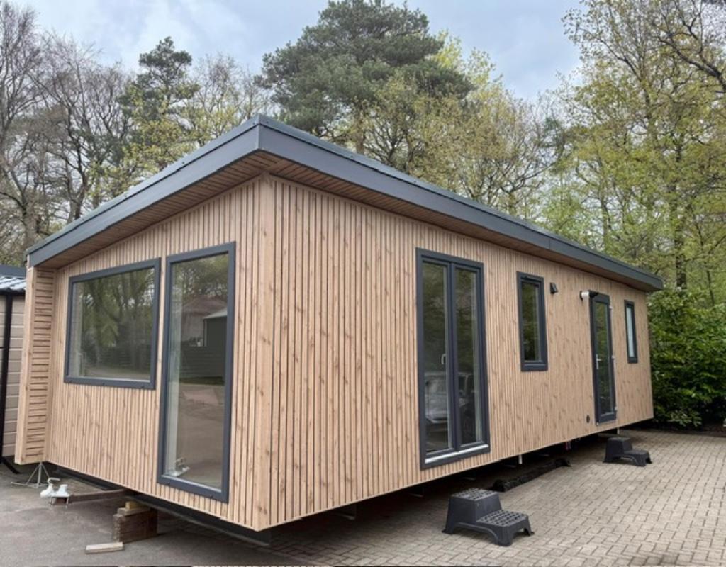 Chalet te koop : Ultimate Stockholm Quattro 1050x400, Tot en met 4