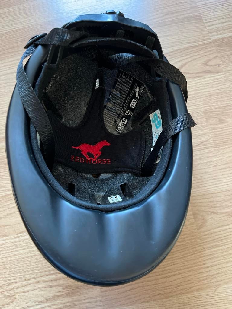 Zwarte kleuter ruiter cap, Dieren en Toebehoren, Paarden en Pony's | Overige Paardenspullen, Ophalen, Gebruikt, Recreatie