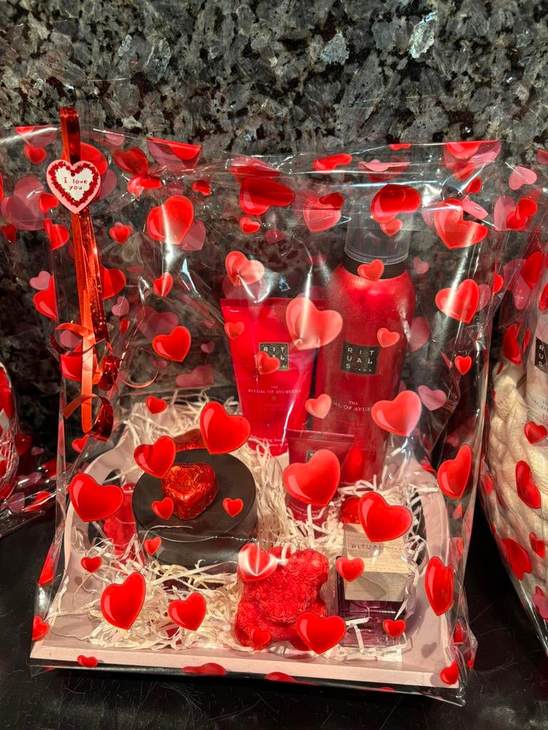 Rituals Valentijns kado setje, Sieraden, Tassen en Uiterlijk, Uiterlijk | Lichaamsverzorging, Zo goed als nieuw, Bad & Douche