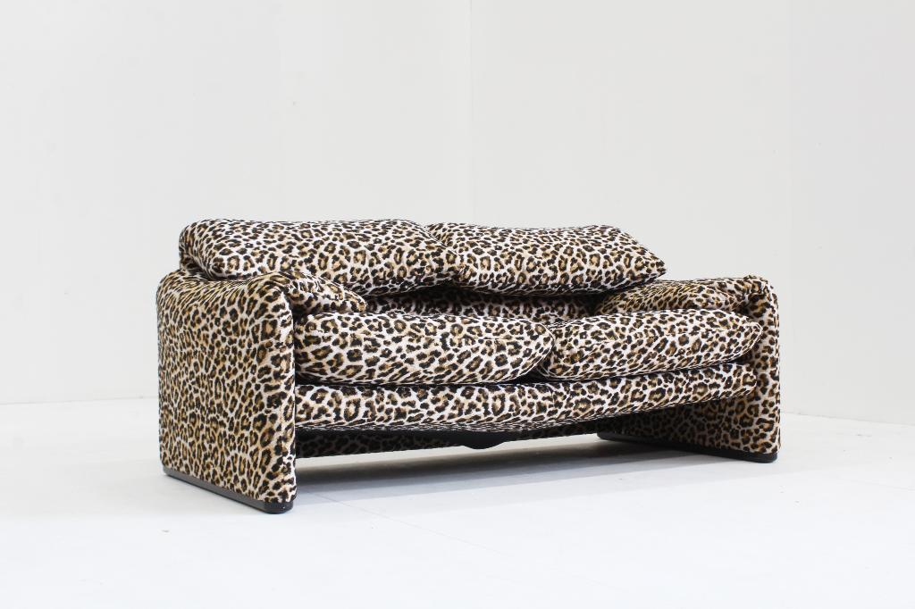 Cassina Maralunga 2 seater sofa  by Vico Magistretti, Ophalen, 150 tot 200 cm, Vintage, Tweepersoons
