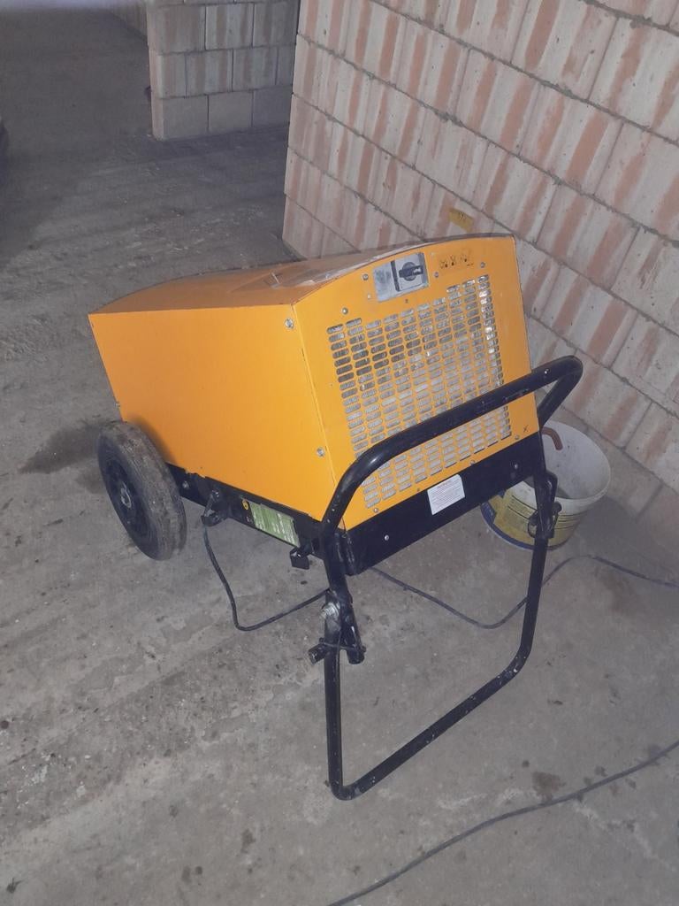 Te Huur bouwdroger dryfast df600 ontvochtiger droger, Ophalen of Verzenden, Zo goed als nieuw, Afzuiger