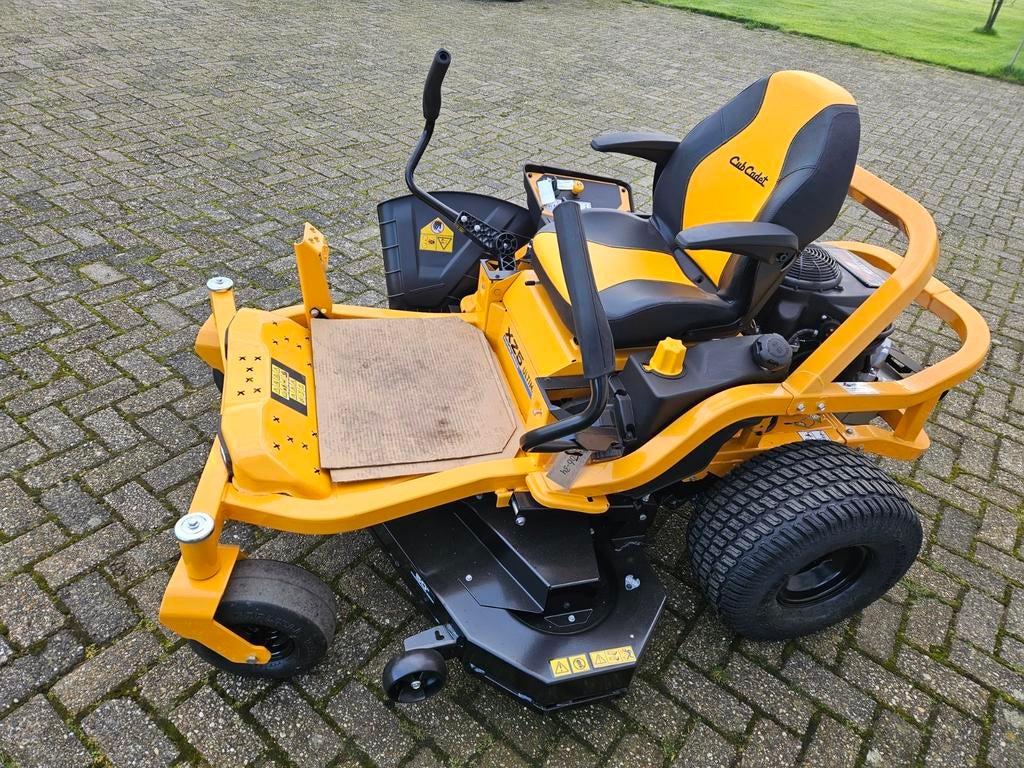 maaier. XZ 5 ultima  Cub Cadet, Ophalen, Nieuw, 120 cm of meer