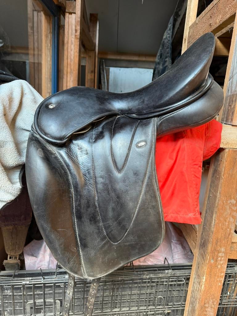 Wow 18 inch dressuurzadel/JC dressuur, Ophalen of Verzenden, Gebruikt, Dressuur