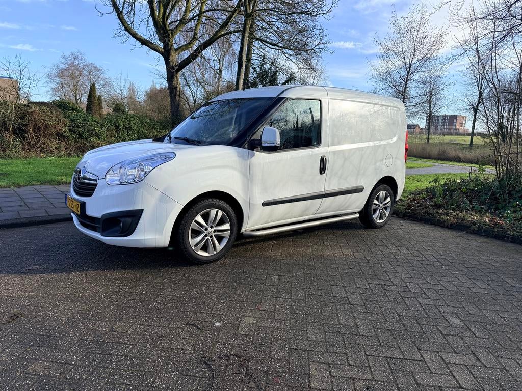 Opel Combo Cargo GB 1.3 Cdti 95pk L1h1 S/S DPF (incl.laadv.), Auto's, Bestelauto's, Particulier, Airconditioning, Alarm, Bluetooth