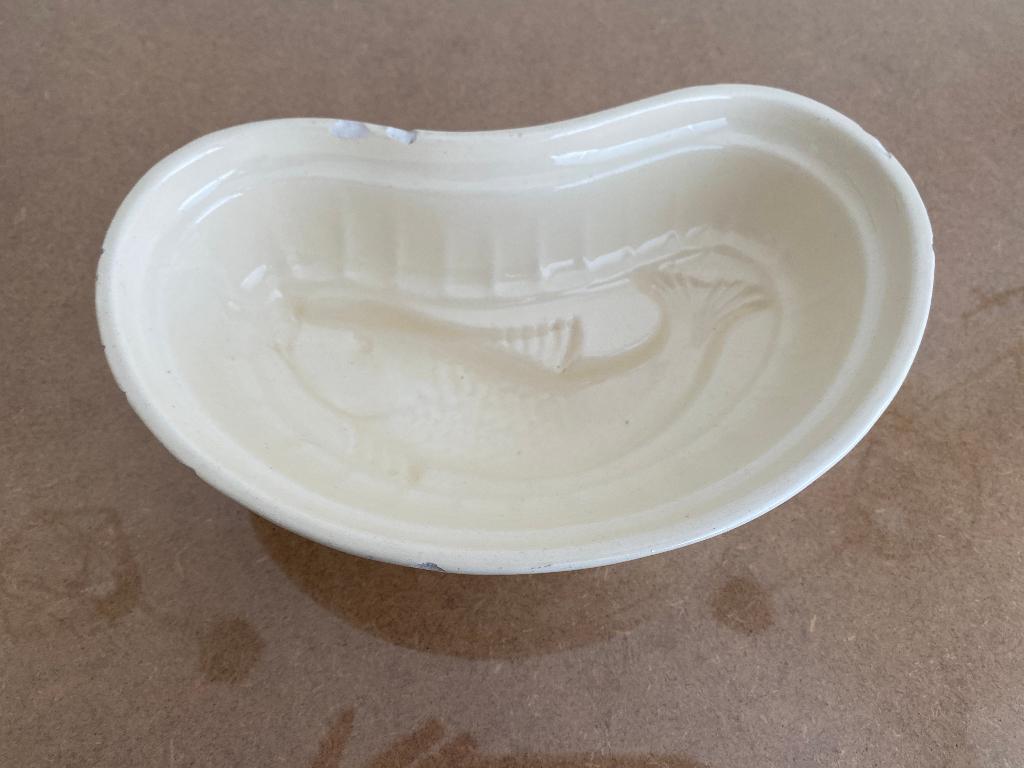 Oude pudding/ pate vorm (vis), Gebruikt, Ophalen of Verzenden, Schaal of Schalen, Effen