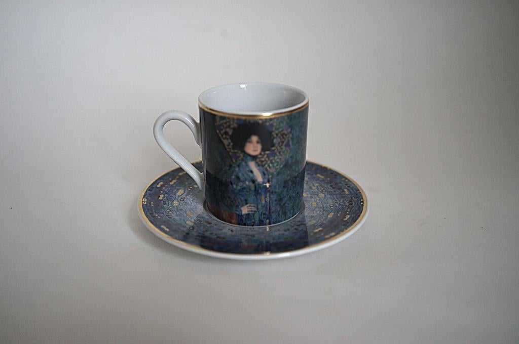 design goebel klimt espresso kop schotel Emile Flöge blauw, Huis en Inrichting, Keuken | Servies, Ophalen of Verzenden, Zo goed als nieuw