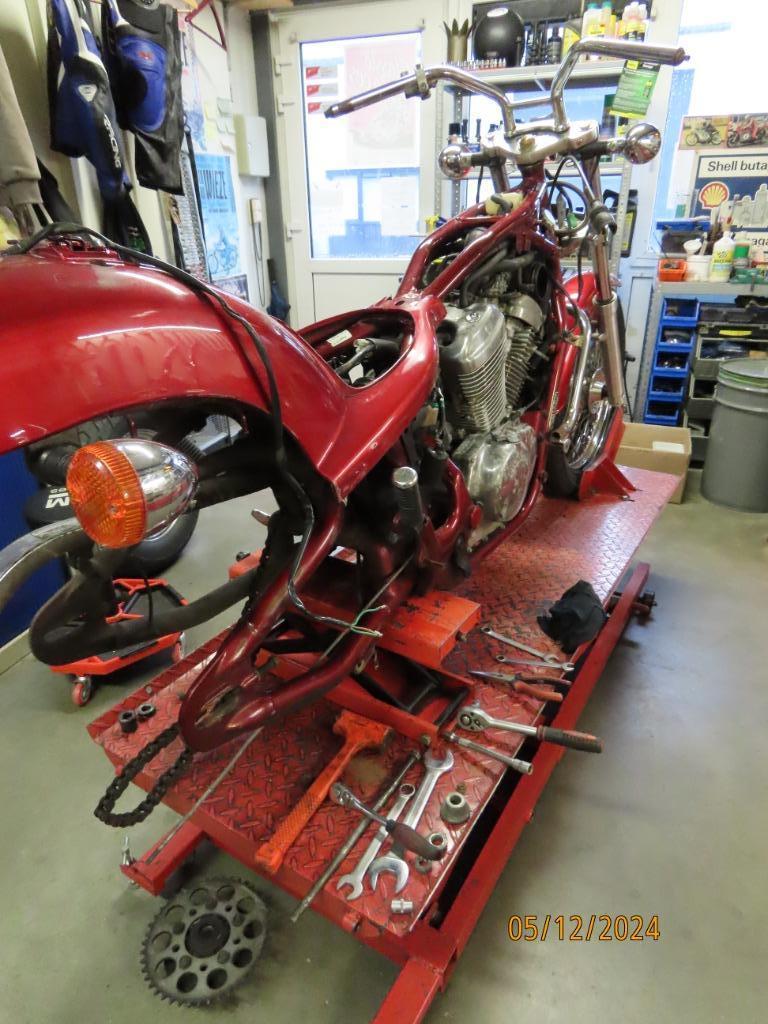 Op zoek naar Honda VT600C - VT 600 C Shadow '92 delen?, Ophalen of Verzenden, Gebruikt