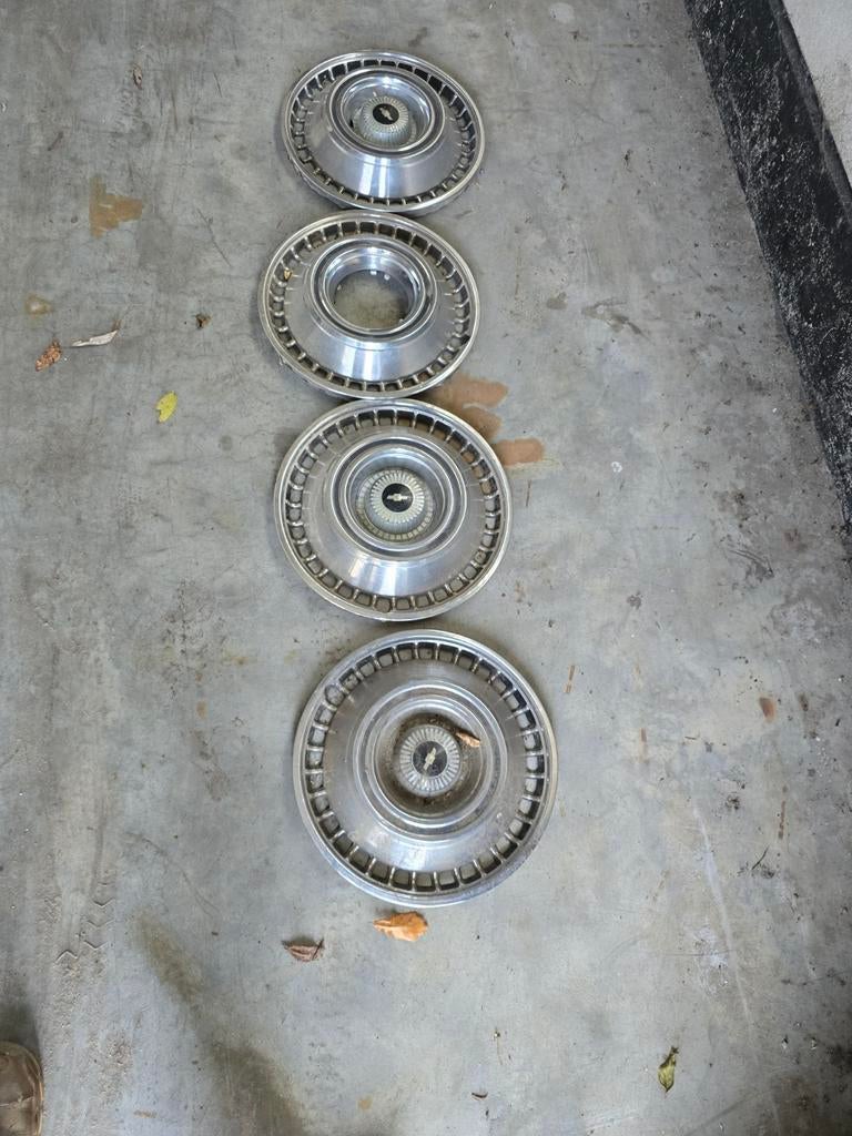 1964 chevrolet Impala wieldoppen set, Ophalen of Verzenden, Gebruikt, Chevrolet