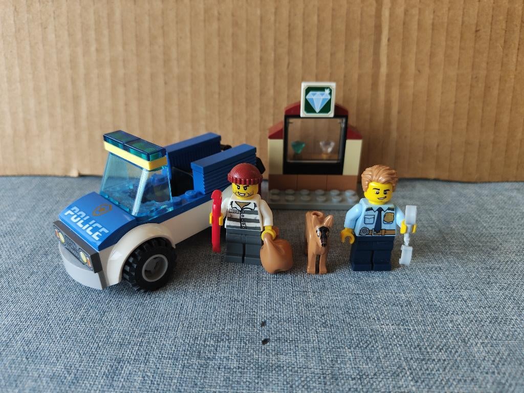 Lego 60241 Police Dog Unit, Ophalen of Verzenden, Zo goed als nieuw, Complete set, Lego