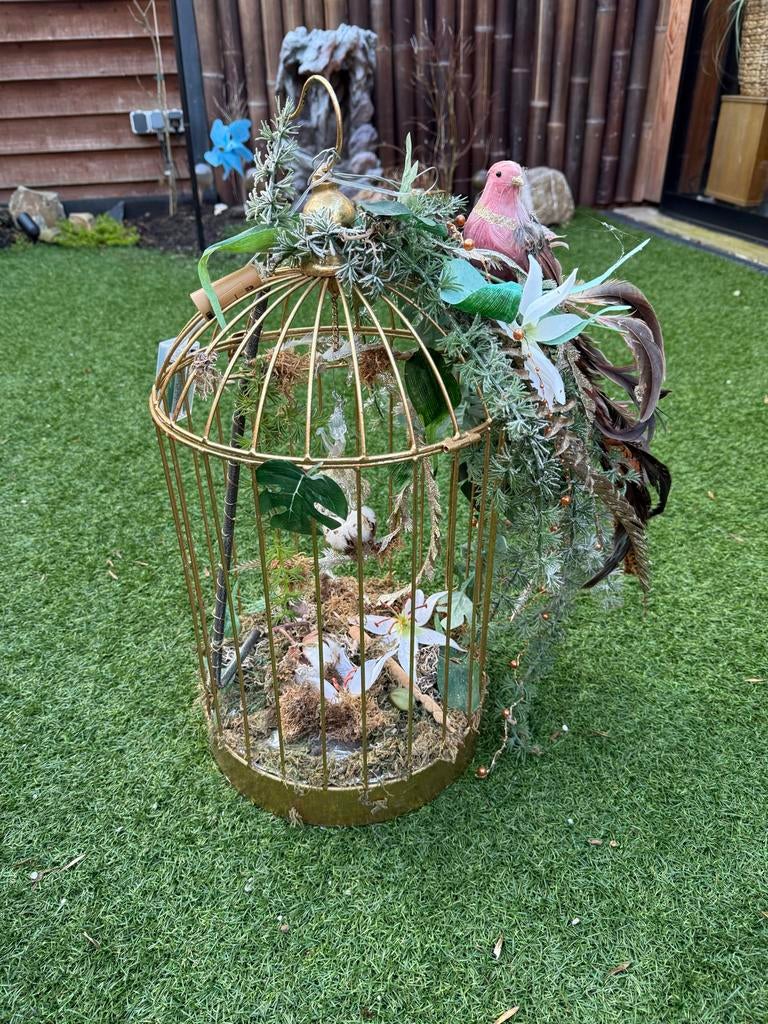 Decoratieve Gouden Vogelkooi met Bloemen, Ophalen of Verzenden, Gebruikt