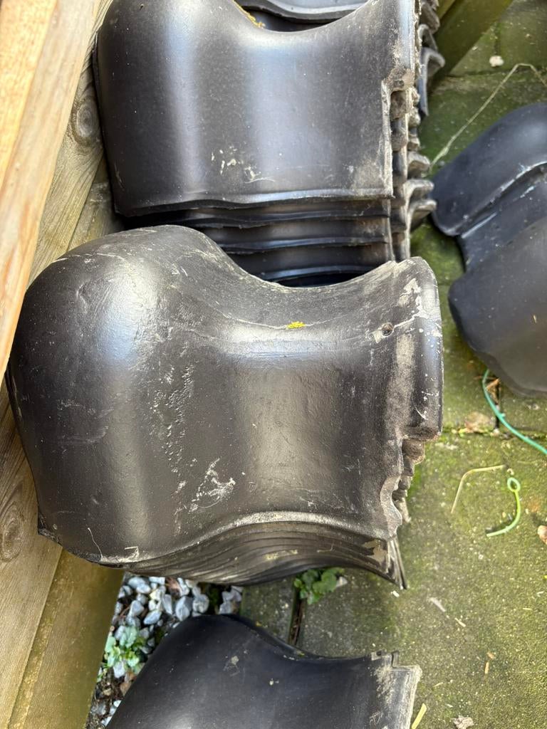 Knik nok vorsten (blauw gesmoort)zwart., Ophalen, Steen of Klei, 15 m² of meer, Dakpannen