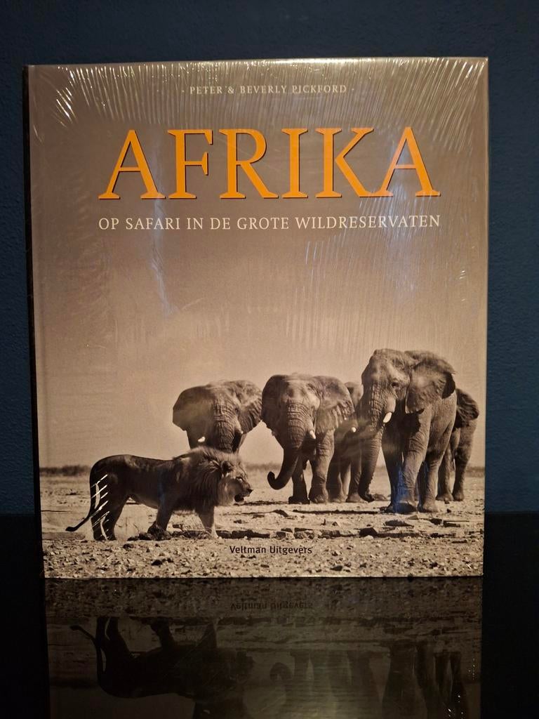 Afrika: Op Safari in de Grote Wildreservaten 9789048301782, Boeken, Ophalen of Verzenden, Zo goed als nieuw, Natuur algemeen, Peter & Beverly Pickford