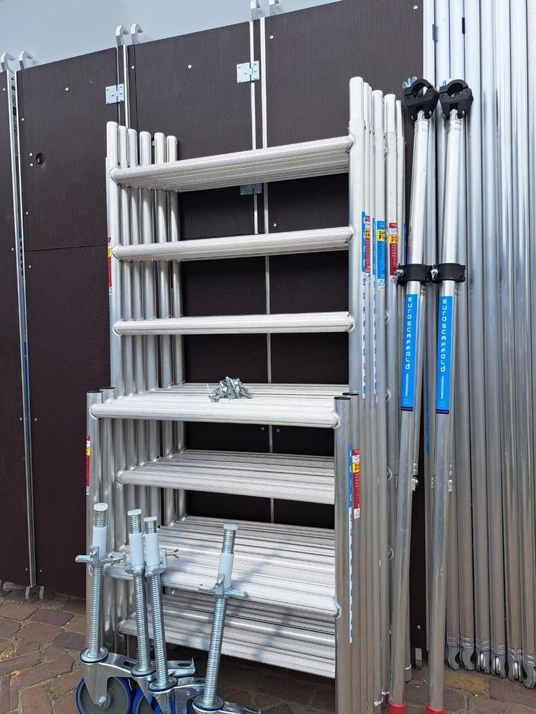 Te koop nieuwe rolsteiger Werkhoogte 8.20 meter, Doe-het-zelf en Verbouw, Steigers, Nieuw, Ophalen of Verzenden, Euroscaffold