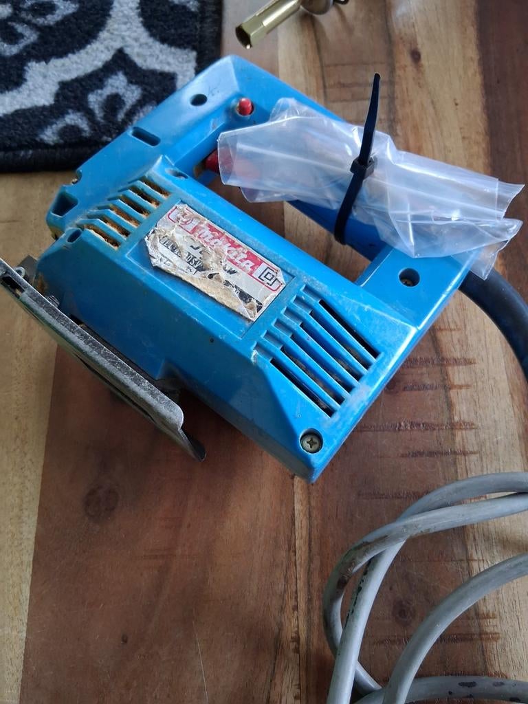 Makita Decoupeerzaag - Gebruikt, Doe-het-zelf en Verbouw, Gereedschap | Zaagmachines, Gebruikt, Decoupeerzaag, Ophalen of Verzenden