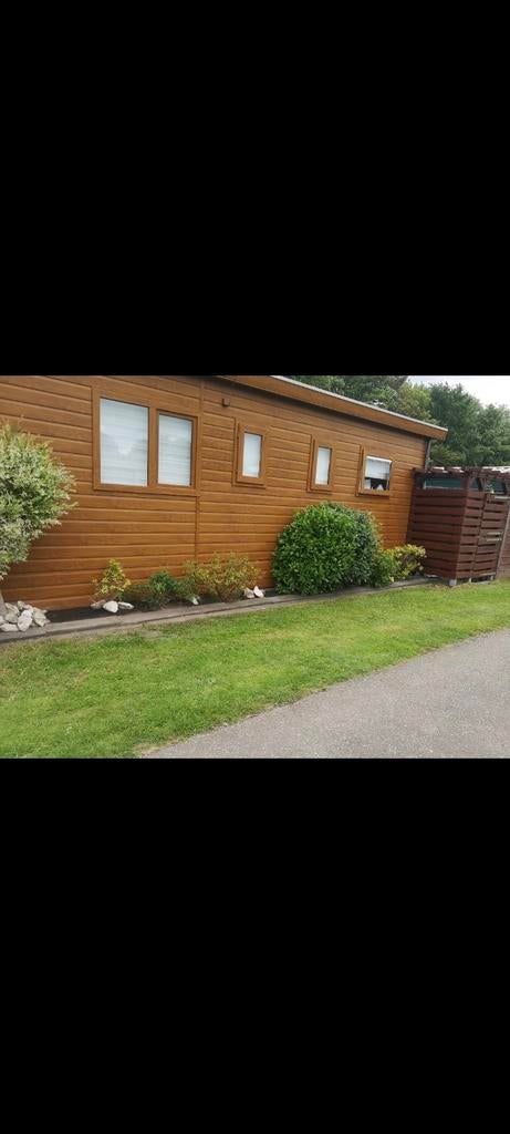 Mooie stacaravan /chalet te koop!