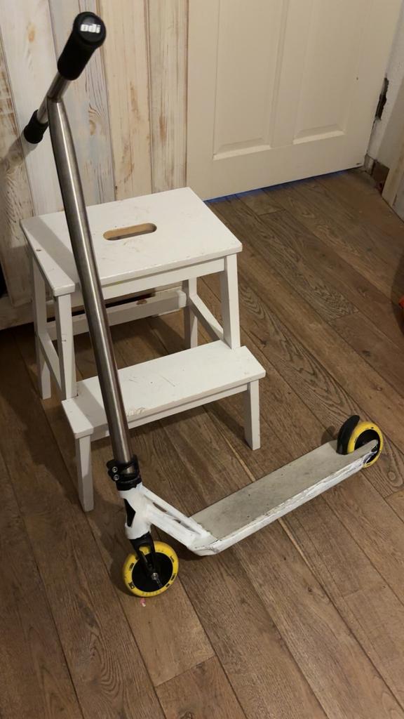 Custom stuntstep, Fietsen en Brommers, Steps, Ophalen, Zo goed als nieuw, Gewone step