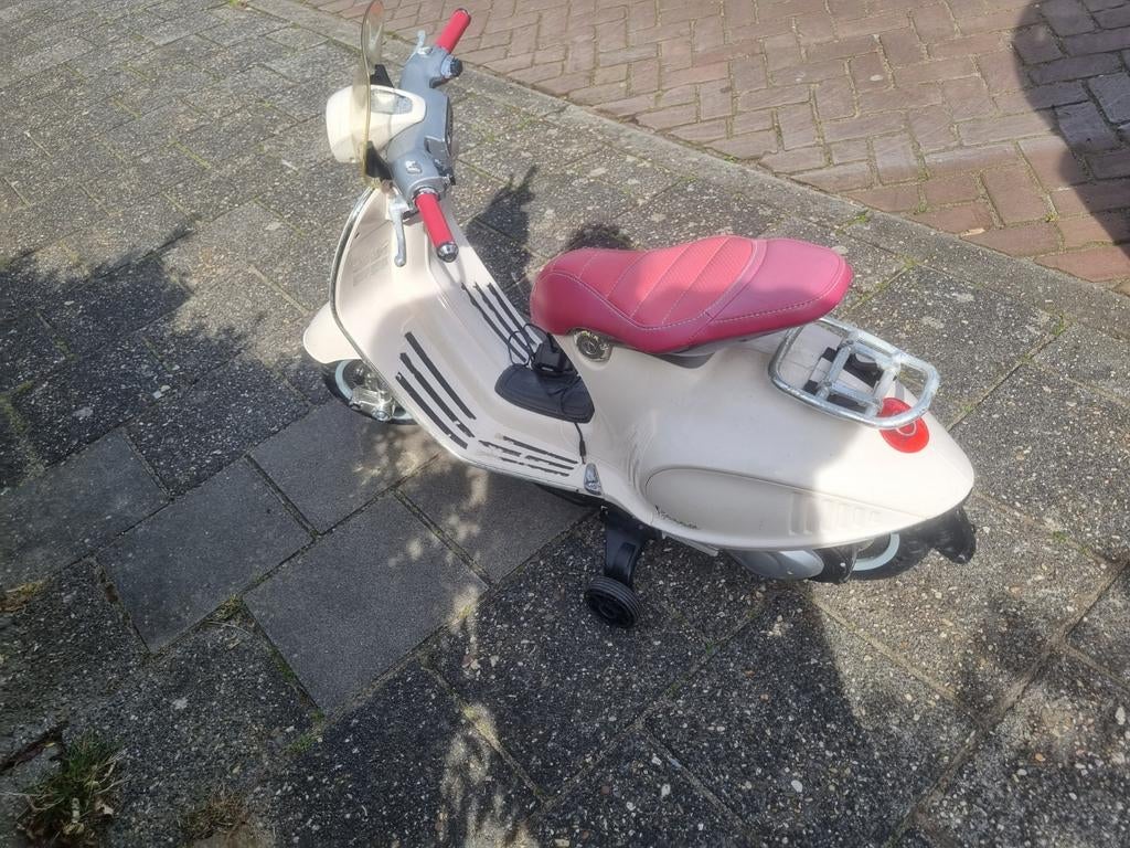 Te koop  kinder scooter vespa, Ophalen