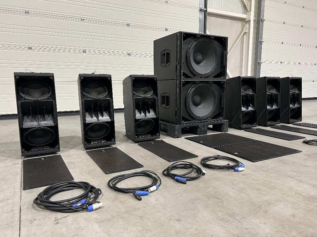RCF Powered: 6x HDL 20-A line array + 2x HDL 18-AS sub, Overige merken, Gebruikt, Ophalen of Verzenden, Complete surroundset