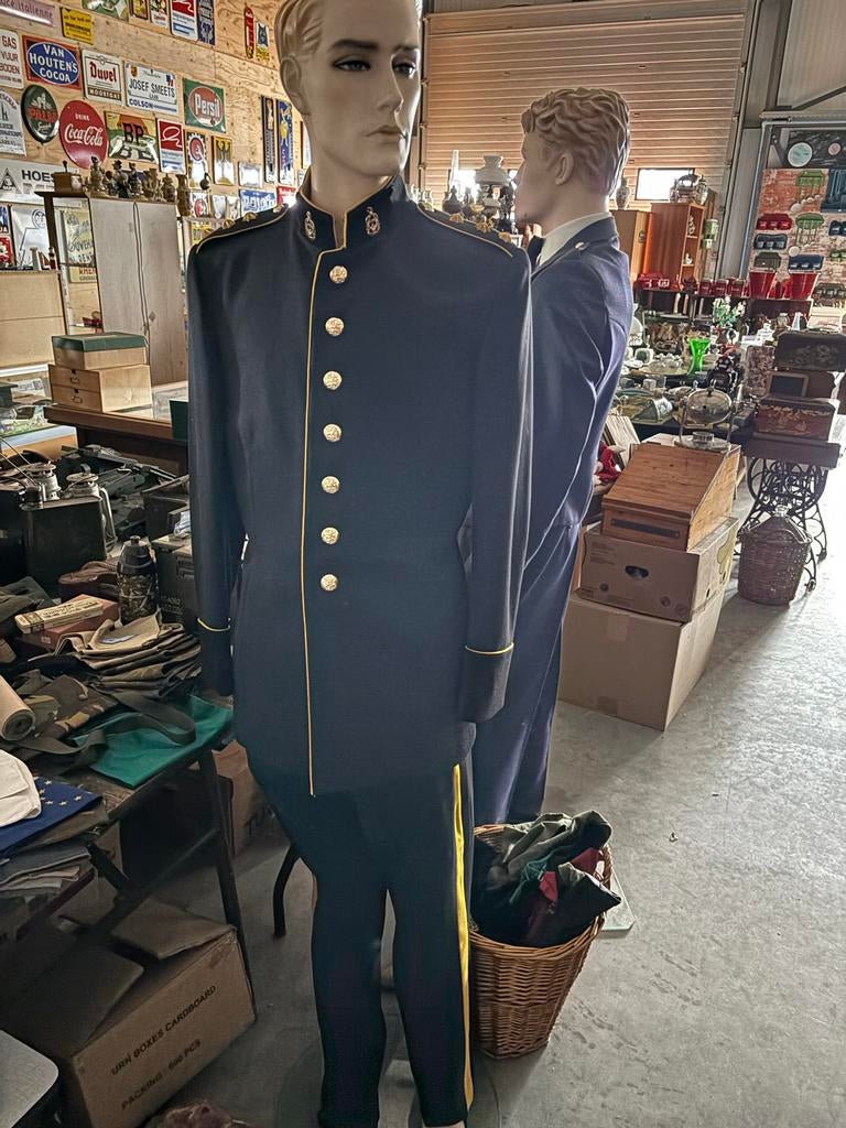 Vintage Militair Tenue - Zwart met Gouden Details, Ophalen of Verzenden