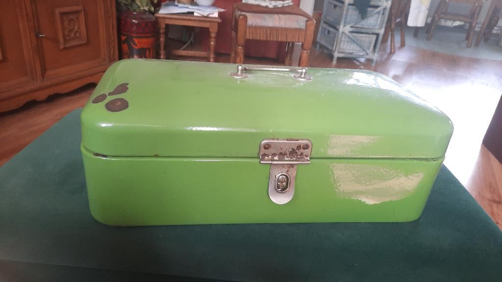 Broodtrommel, Ophalen