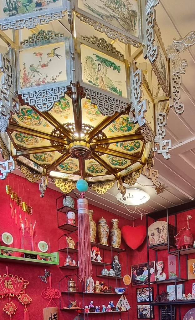 Chinese lantaarnlamp met handgeschilderde voorstellingen, Antiek en Kunst, Antiek | Lampen, Ophalen