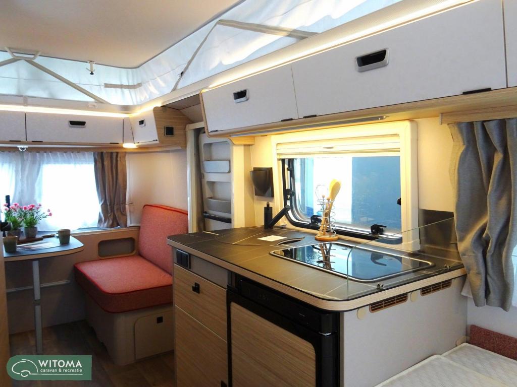 Eriba Touring 530 50 jaar Witoma voordeel!, Standaardzit, Bedrijf, 750 - 1000 kg, 4 tot 5 meter