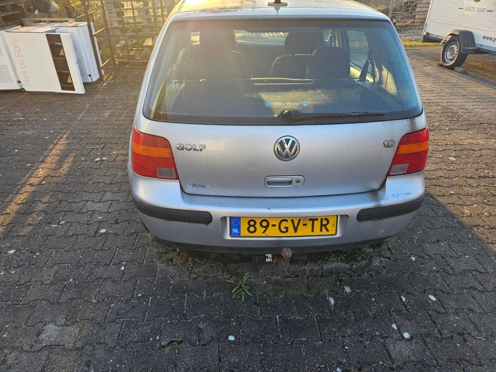 Volkswagen golf van 2001 met schade links voor, Auto-onderdelen, Ophalen, Volkswagen