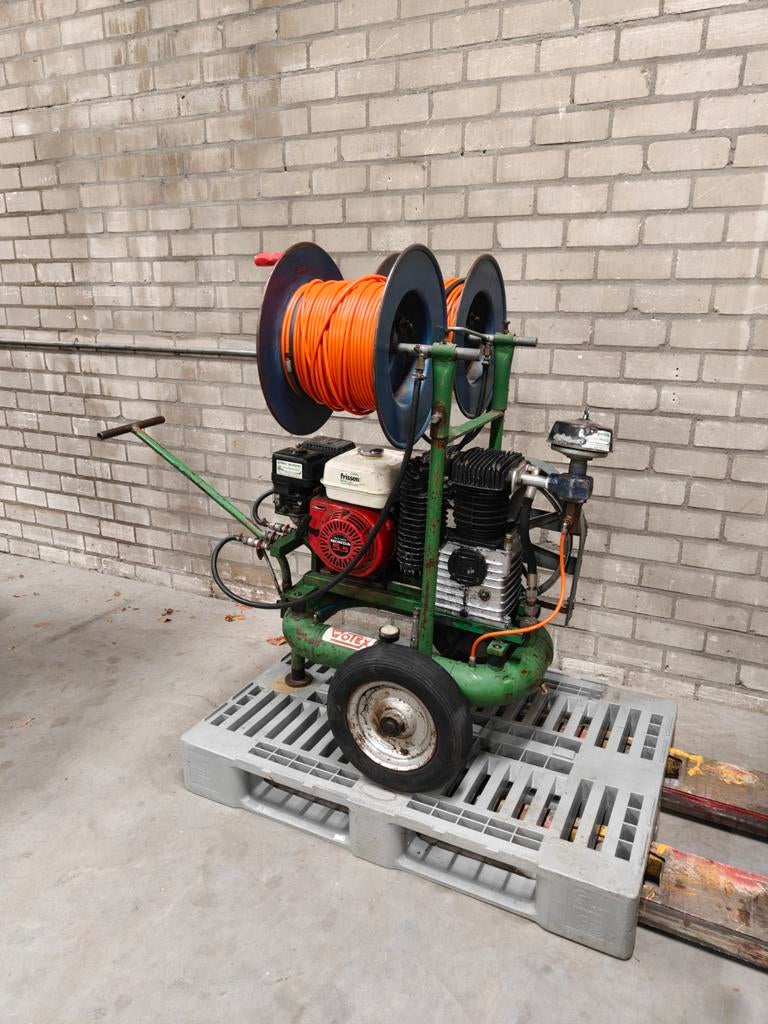 Votex Compressor aangedreven door Honda benzine motor, Doe-het-zelf en Verbouw, Compressors, Gebruikt, Mobiel, 10 bar of meer