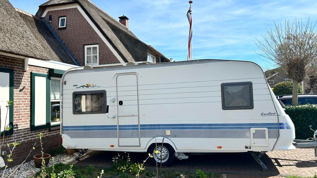 Hobby Excellent Caravan met Mover, Voortent en Luifel, Rondzit, Hobby, Particulier, 6 tot 7 meter