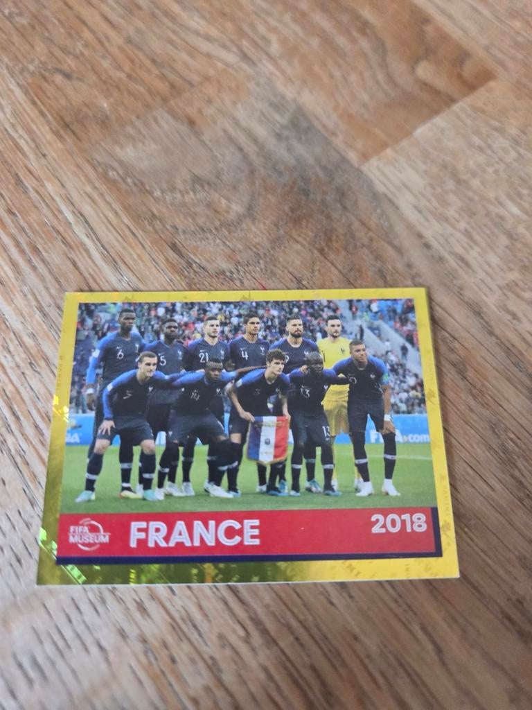 Panini WK 2022, Ophalen of Verzenden, Zo goed als nieuw, Buitenlandse clubs, Poster, Plaatje of Sticker