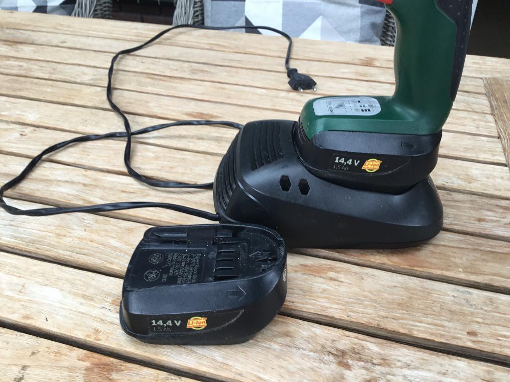 Bosch Accu’s  en lader voor accuboormachine, Ophalen, Gebruikt, Boor- en Schroefmachine
