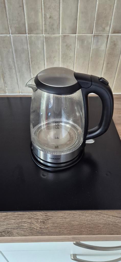 Tomado waterkoker, Witgoed en Apparatuur, Waterkokers, 1 tot 2 liter, Ophalen of Verzenden, Gebruikt