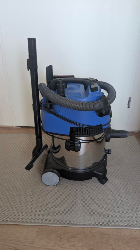 Nilfisk Multi 20 INOX nat/droogzuiger, Witgoed en Apparatuur, Stofzuigers, Zo goed als nieuw, Ophalen