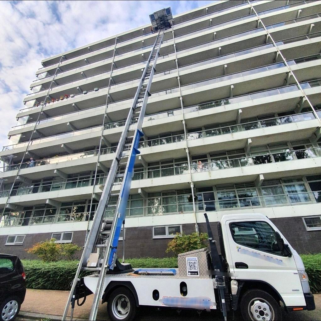 Verhuislift bocker 30m  FUSO Canter 2020, Auto's, Bestelauto's, FUSO, Wit, Diesel, 3195 kg