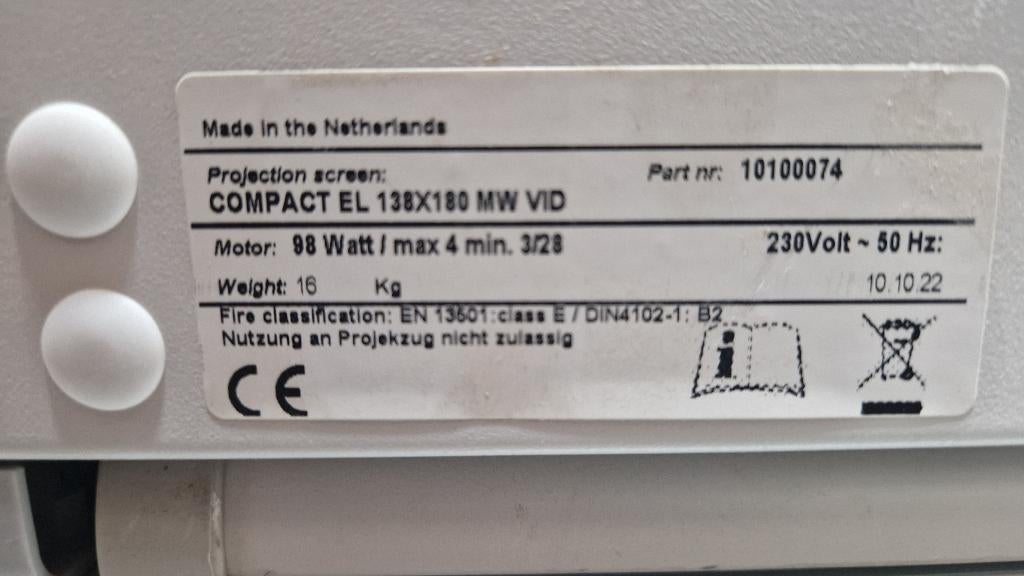 Beamerscherm projectiescherm merk Projectra en Elpro ( 136 ), Ophalen, Elektrisch, Zo goed als nieuw, Nb