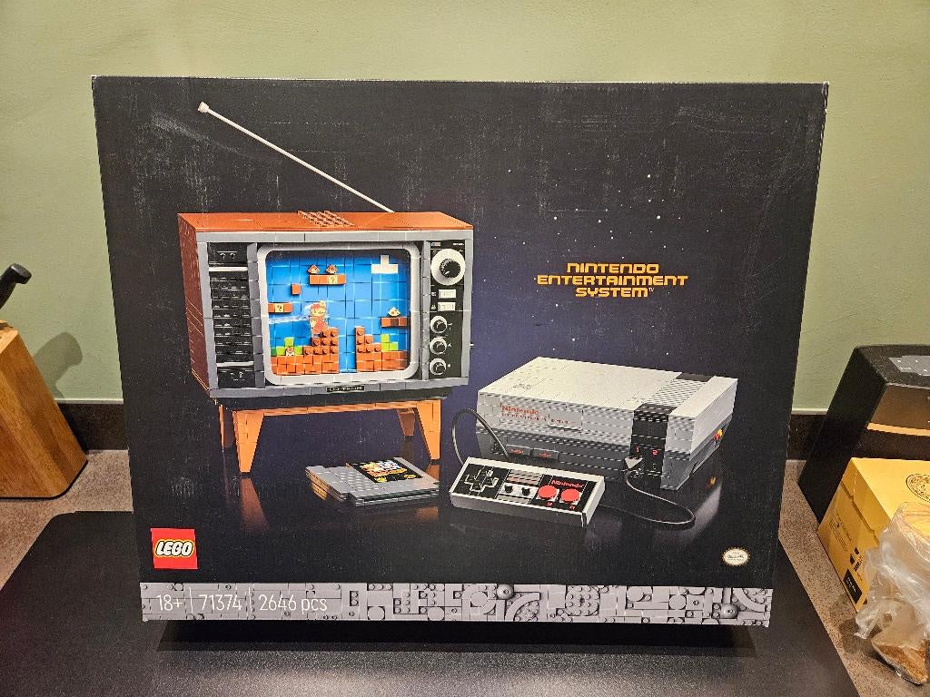 Lego Nintendo Entertainment System (NES) 71374 (MISB), Ophalen of Verzenden, Nieuw, Complete set, Lego
