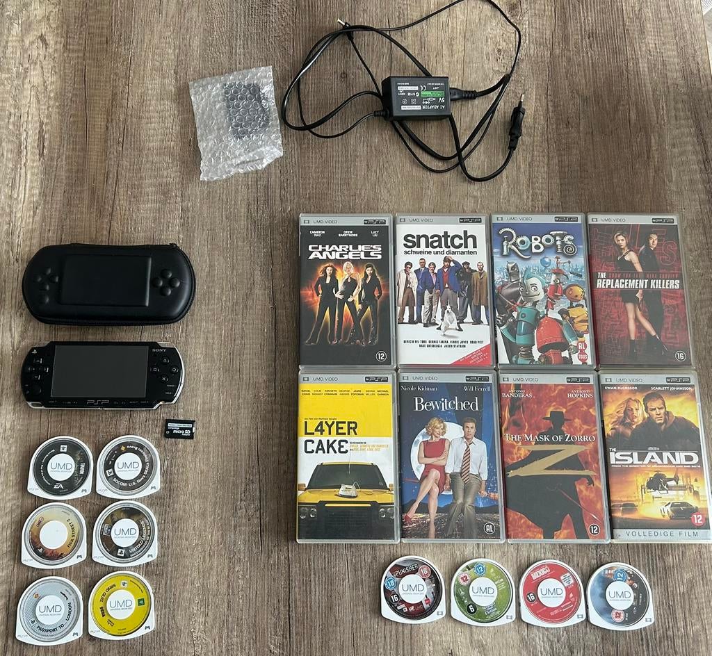 PSP 2000 +30 games/films + nieuwe batterij, sd, hoes, Gebruikt, Zwart, Ophalen of Verzenden, PSP