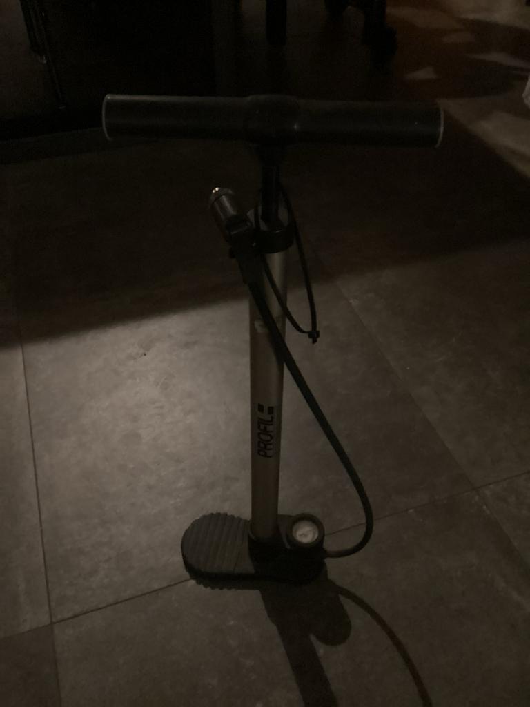 PROFIL Fiets Pomp met Drukmeter, Ophalen of Verzenden, Drukmeter, Gebruikt