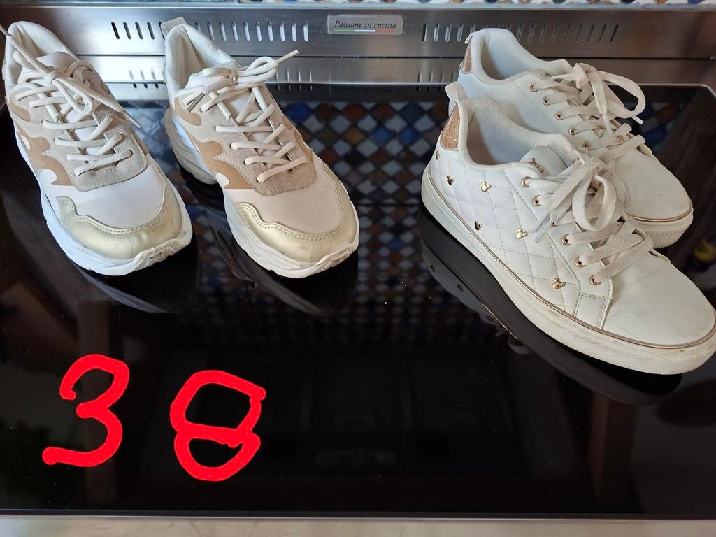 Schoenen maat 38 - 7.50 per paar, Wit, Ophalen of Verzenden, Gedragen, Sneakers of Gympen